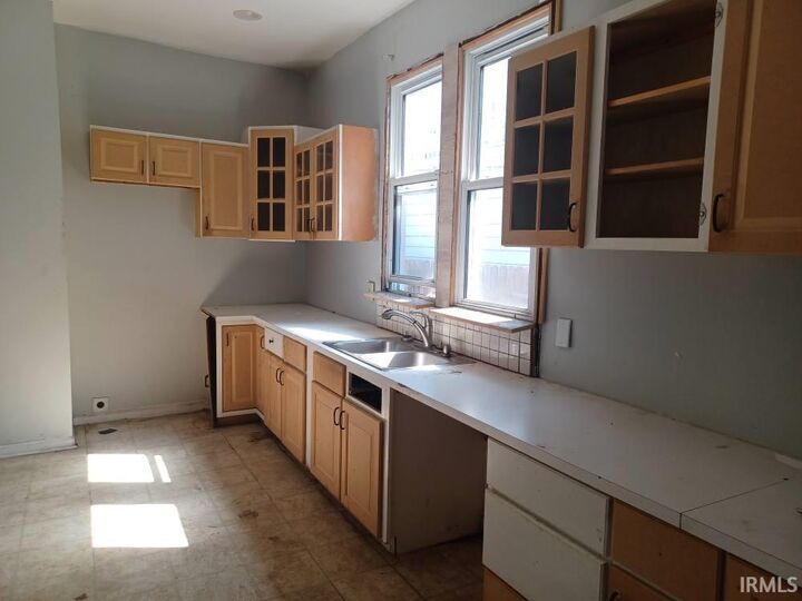 Property Photo:  308 Madison Avenue  IN 47713 