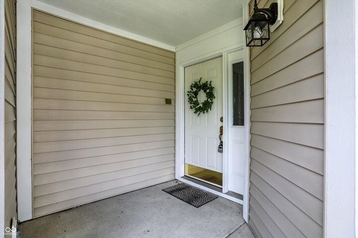 Property Photo: 7346 Brackenwood Drive IN 46260