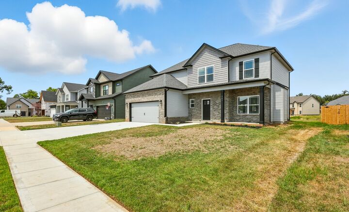 Property Photo: 961 Isaac Dr TN 37040