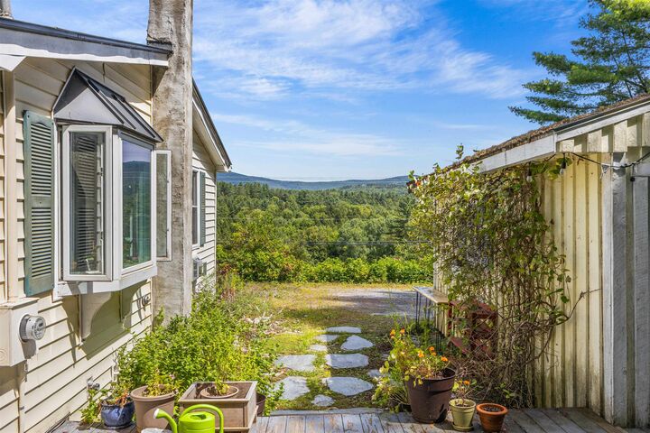 Property Photo:  786 E Warren Road  VT 05673 