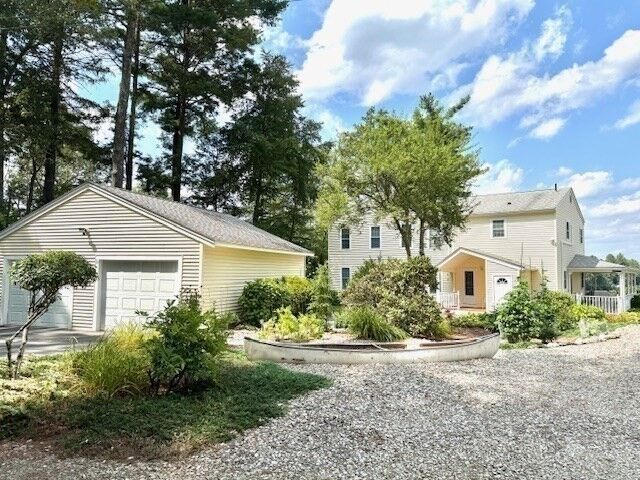 Property Photo:  31 Bay View Rd  MA 01570 