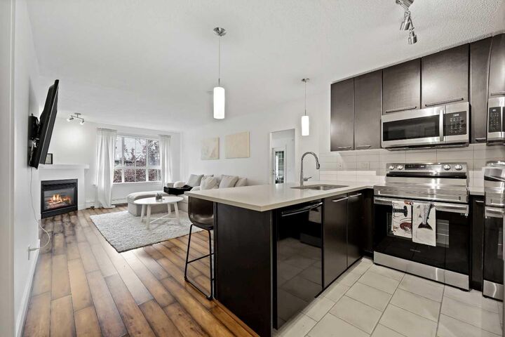 35 Richard Court SW 437  Calgary AB T3E 7N9 photo