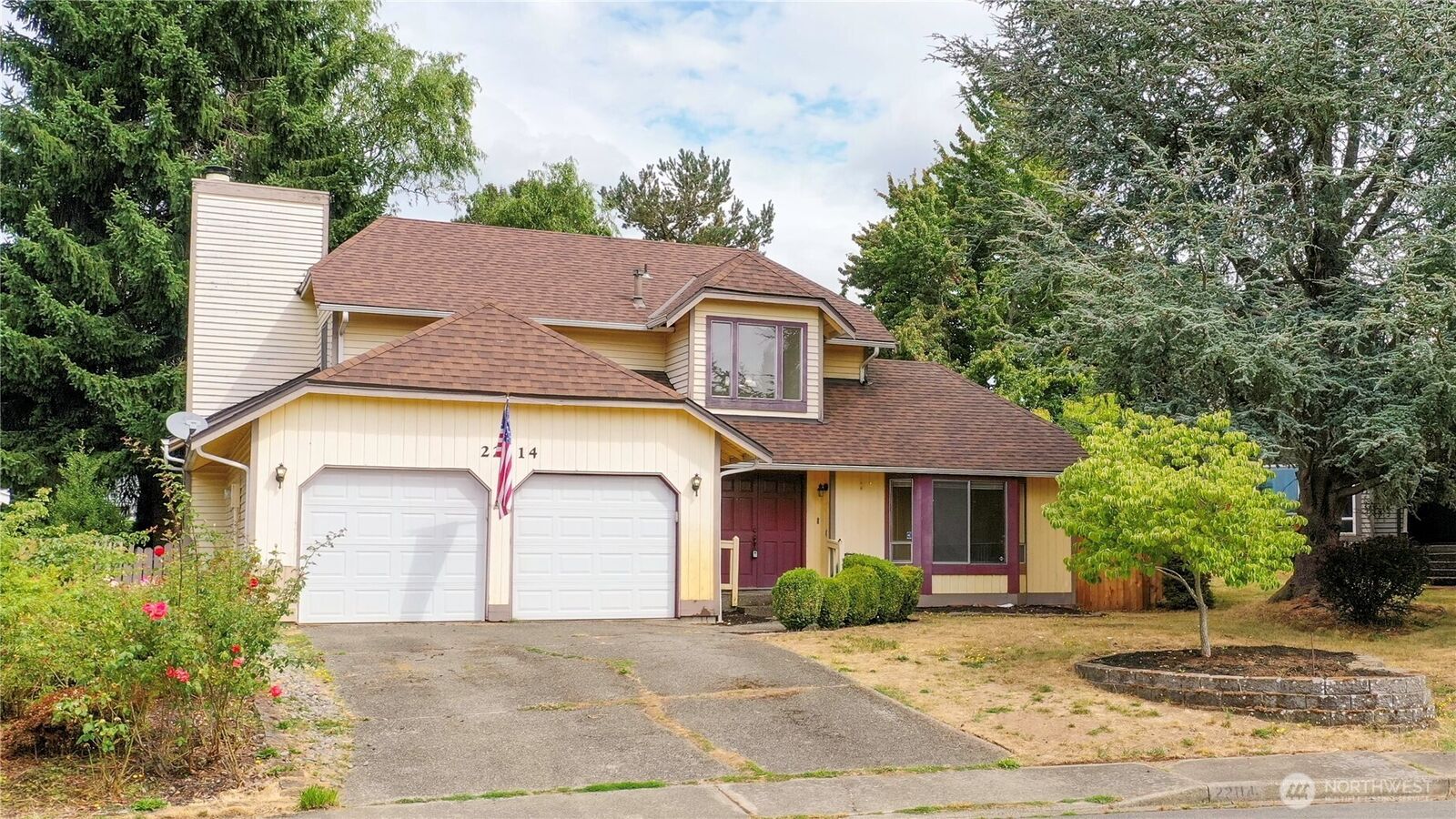 Property Photo:  22114  109th Pl SE  WA 98031 