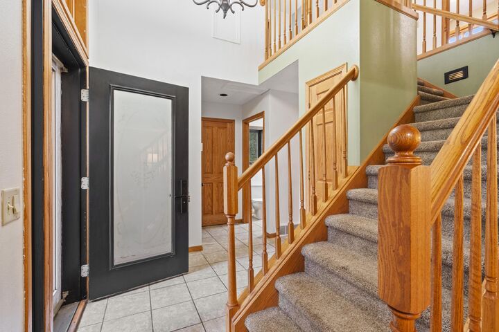 Property Photo: 2429 S Carleton Avenue WI 54915