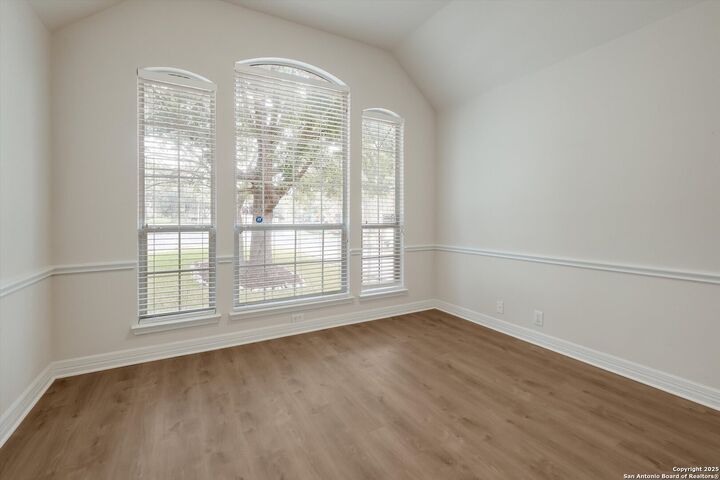 Property Photo:  1302 Charlisas Way  TX 78216 
