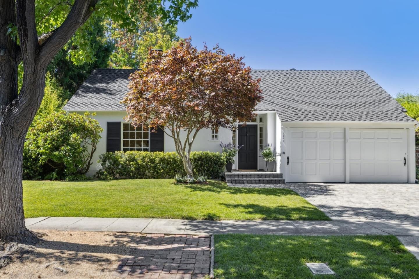 Property Photo:  2460 South Court  CA 94301 