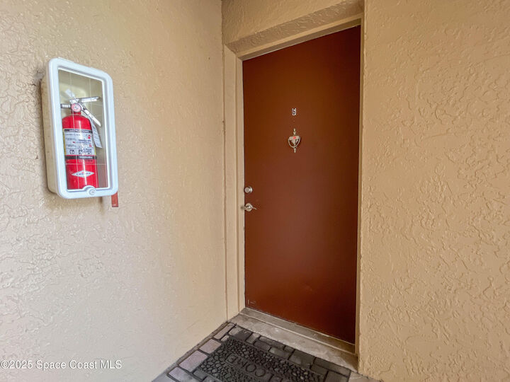 Property Photo:  101 Summer Place  FL 32953 