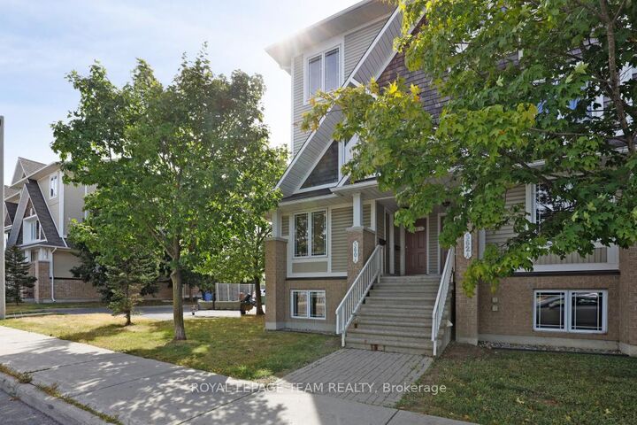 Property Photo:  560 Chapman Mills Drive A  ON K2J 3V2 