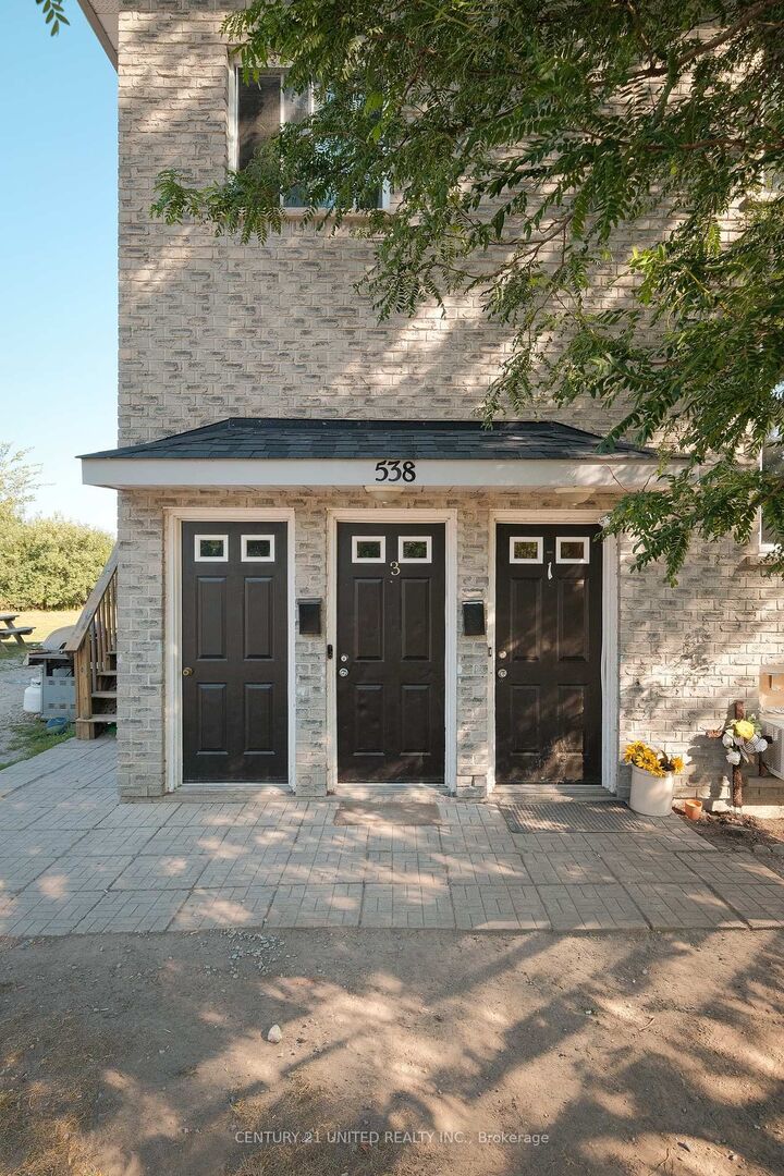 Photo de la propriété: 538 Crystal Drive ON K9J 8H1