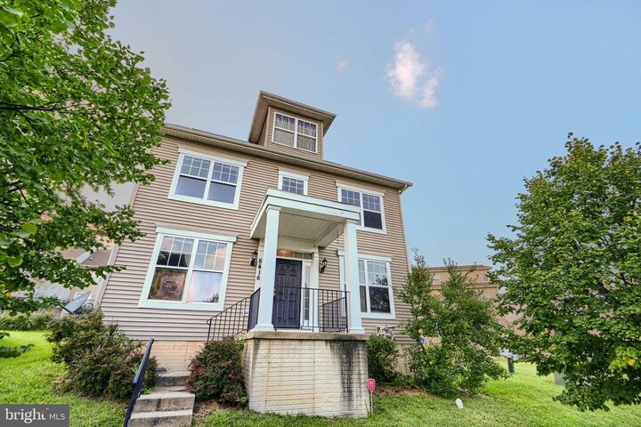 Property Photo: 5416 Parkside Place MD 21206