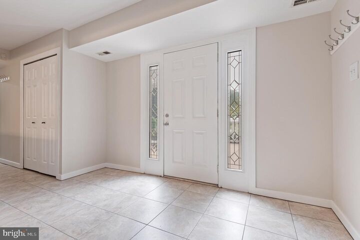 Property Photo:  1419 Ormsby Place  MD 21114 