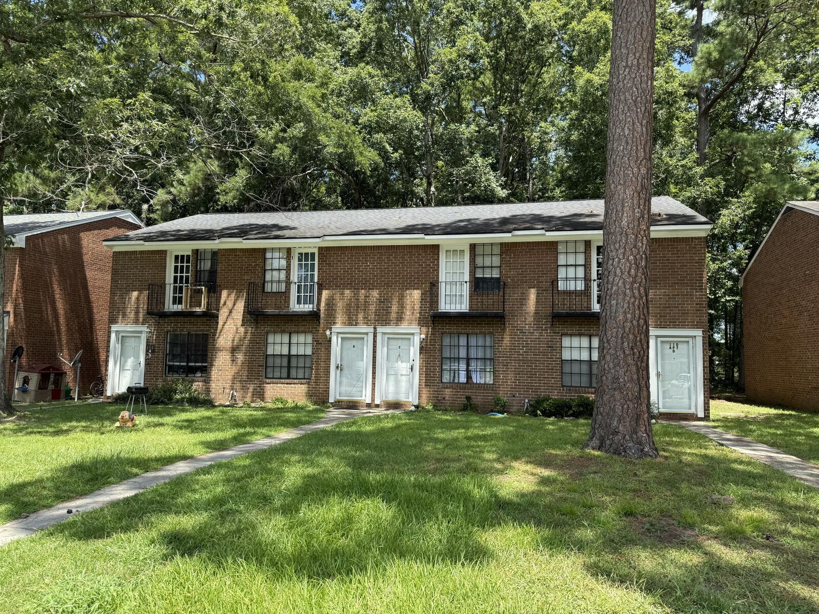 Property Photo:  100 Timber Lane # D A-D  SC 29485 