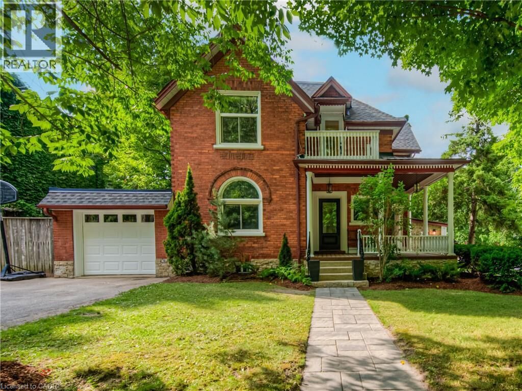 Property Photo: 102 William Street West ON N2L 1J9
