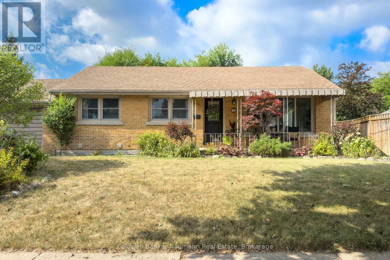 Property Photo:  10 Western Avenue Lower  ON N1H 6A6 
