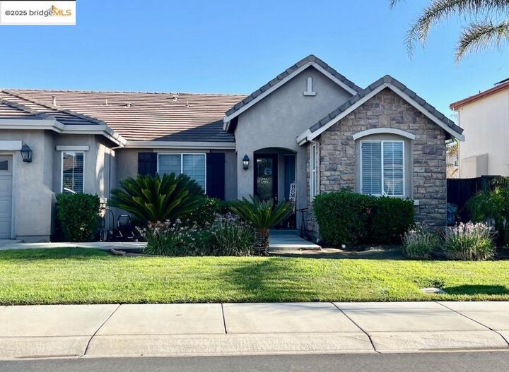 Property Photo:  6160 Seneca Cir  CA 94505 