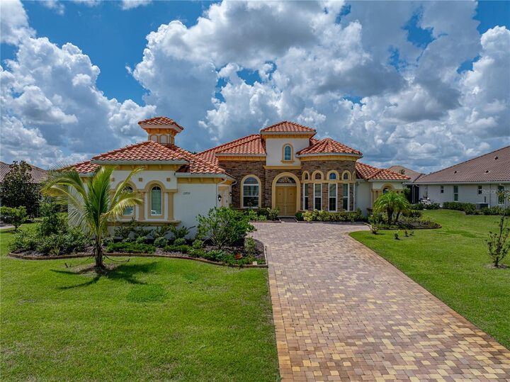 Property Photo: 13753 Carryback Drive FL 33525
