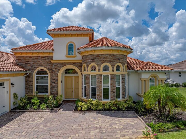 Property Photo: 13753 Carryback Drive FL 33525