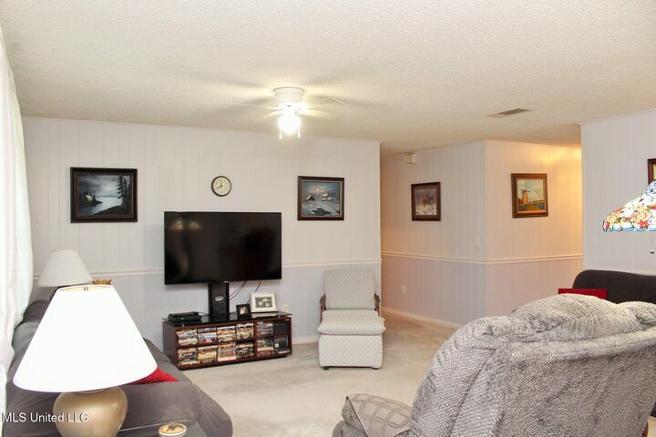 Property Photo: 116 Finch Road MS 39452