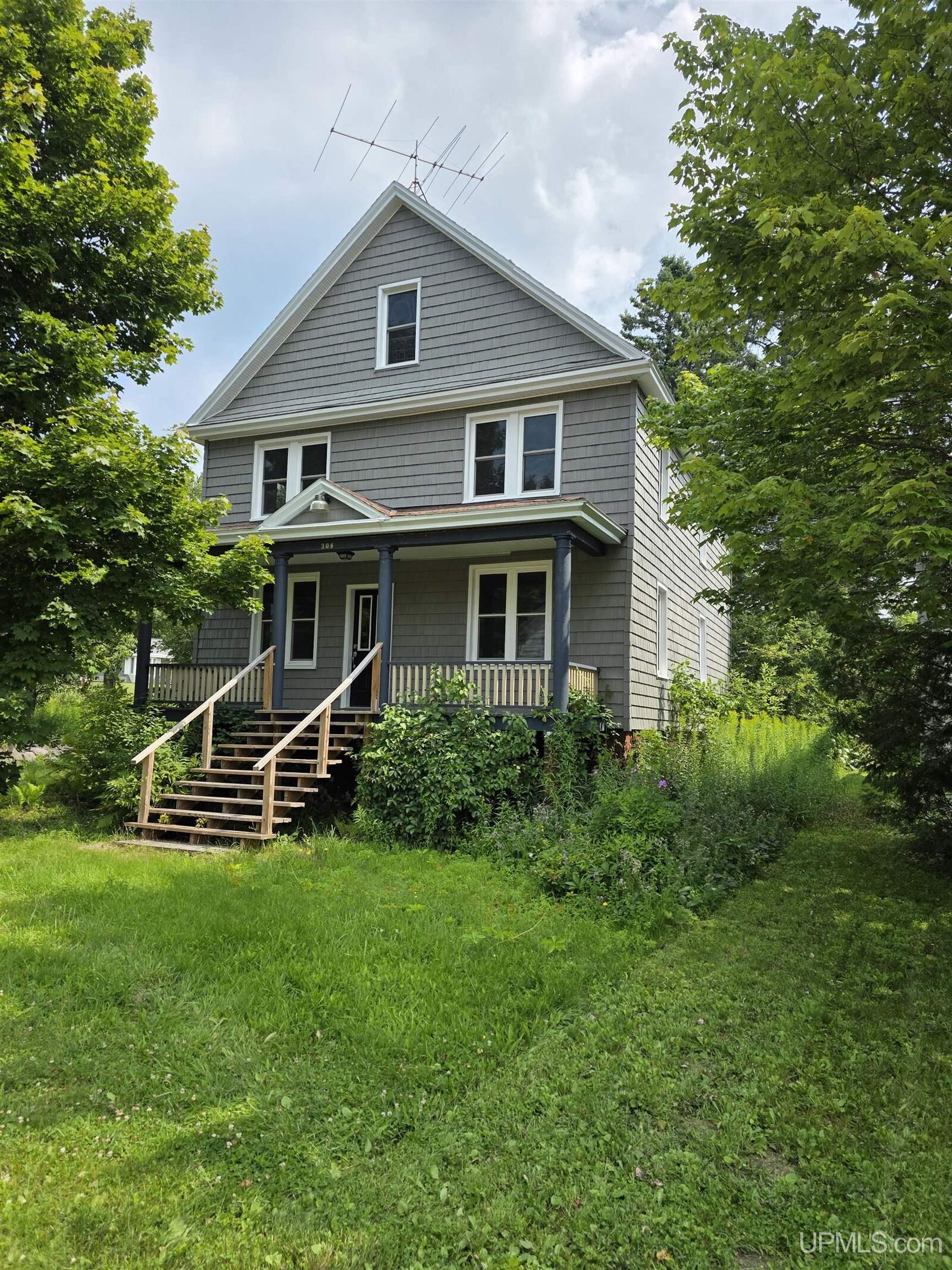 Property Photo: 304 Gratiot Street MI 49917