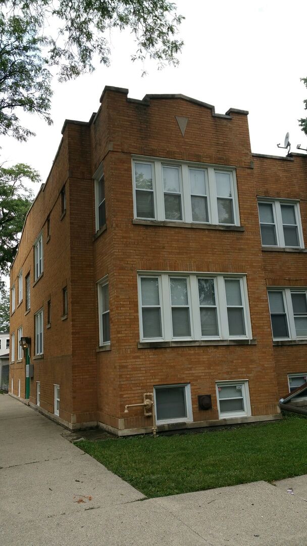 Property Photo:  4136 W Palmer Avenue 2W  IL 60639 