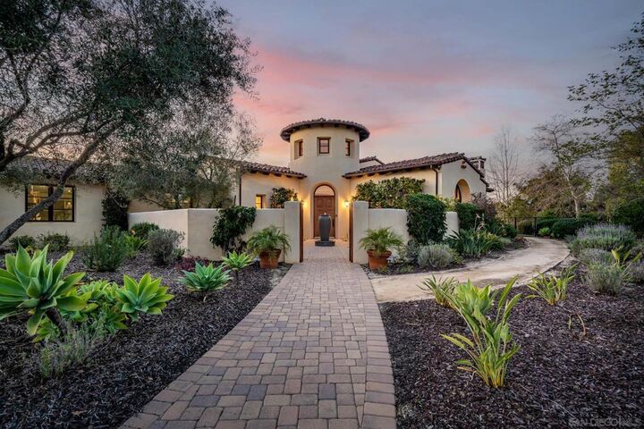 7552 Montien Road  San Diego CA 92127 photo