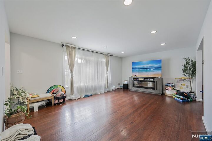 Property Photo: 270 Glen Avenue NJ 07628