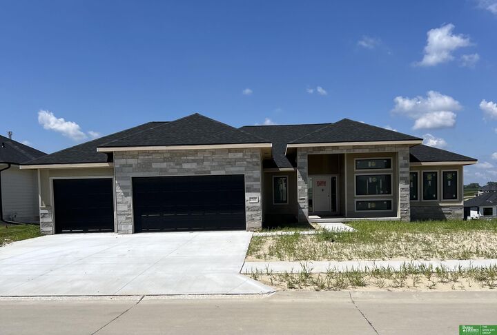 5426 N 213th Street  Elkhorn NE 68022 photo