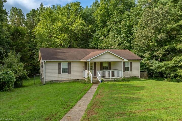 Property Photo: 572 Alvis Lane NC 27107