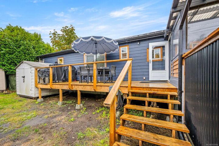 Property Photo: 2625 Mansfield Dr 28 BC V9N 2N2
