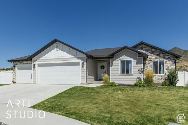 Property Photo:  7212 S Harolds Way E  UT 84405 