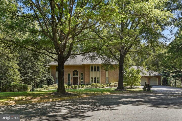 Property Photo:  8805 Mary Mead Court  MD 20854 