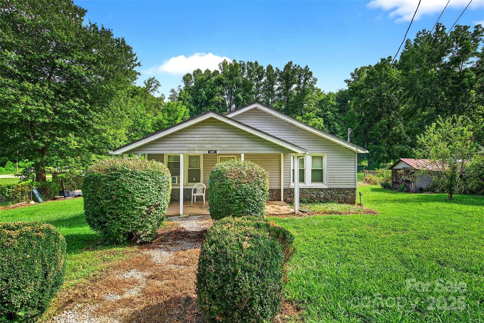 Property Photo: 341 Mashburn Branch NC 28762