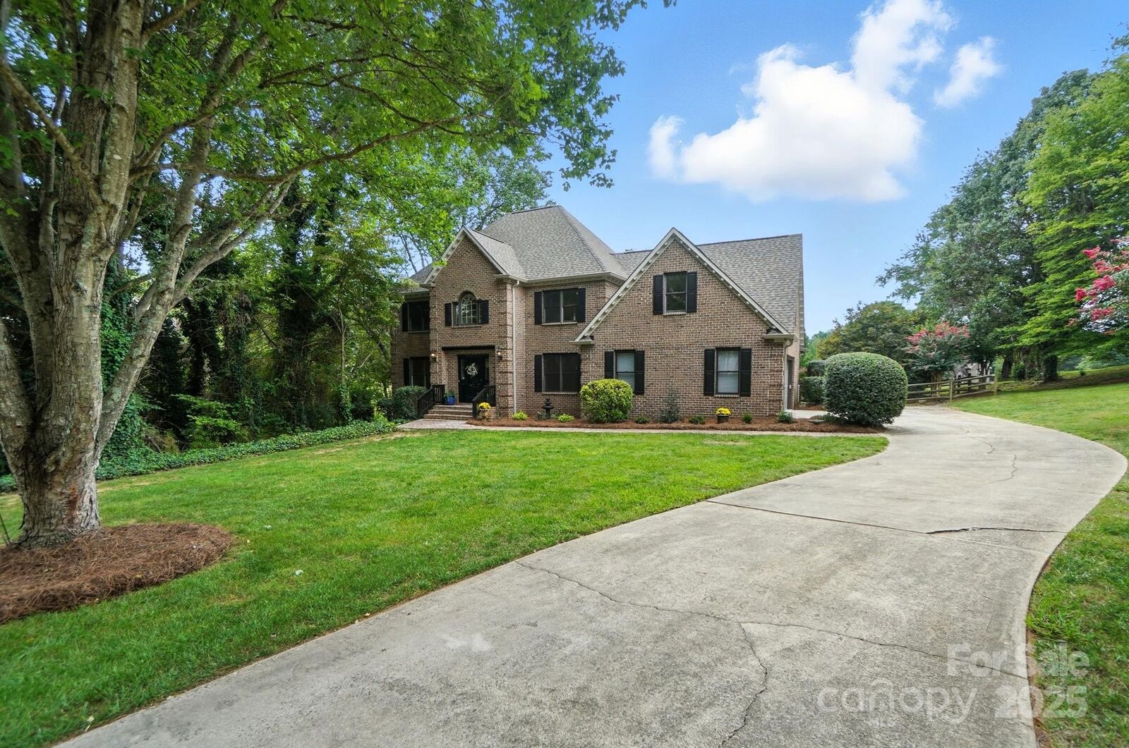 Property Photo:  147 Old Squaw Road  NC 28117 