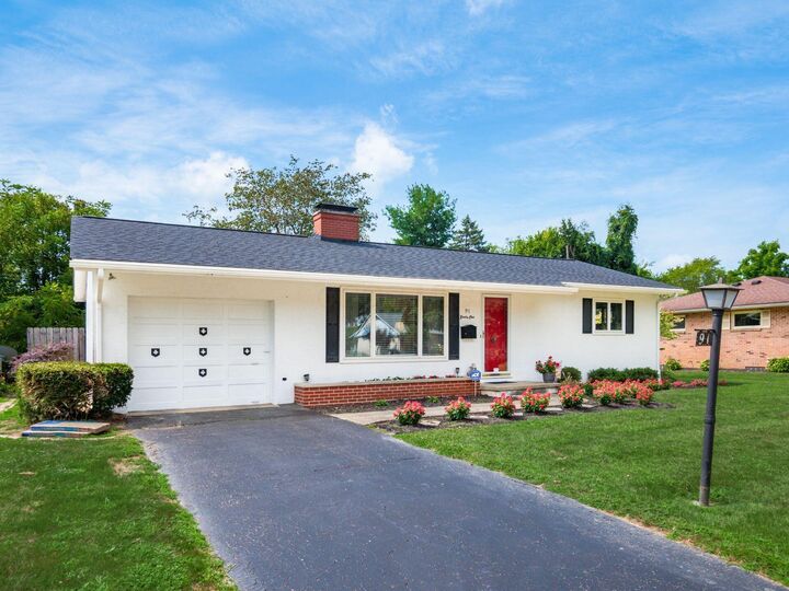 Property Photo: 91 Beaty Street OH 43110