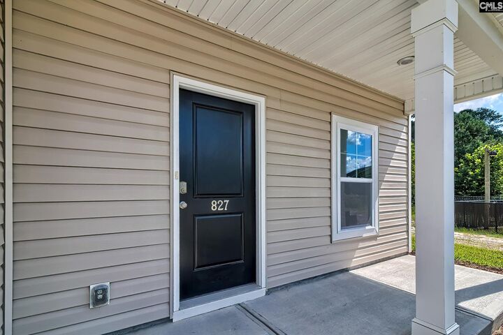 Property Photo: 827 Daniel Lake SC 29170