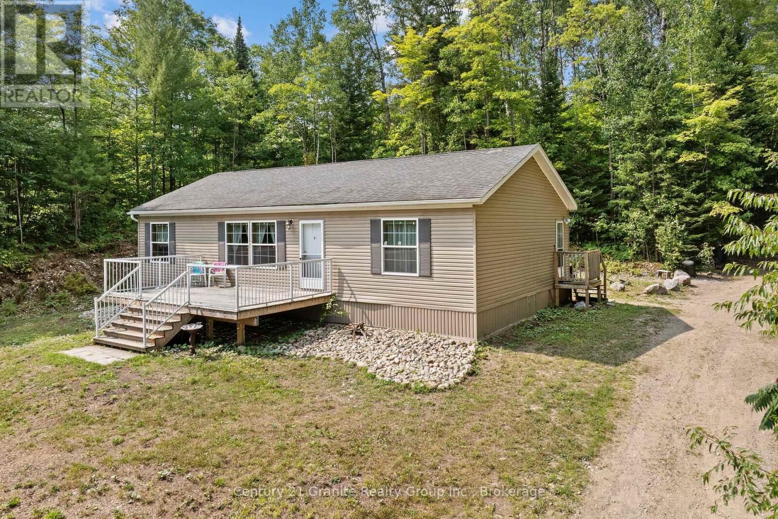 Property Photo: 2275 Kennisis Lake Road ON K0M 1S0