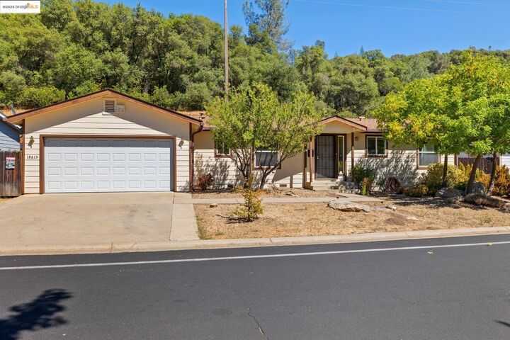 18615 Vista Dr  Jamestown CA 95327 photo