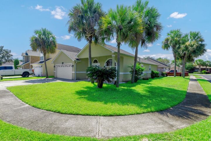1953 Kadima Circle Circle  Fort Walton Beach FL 32547 photo