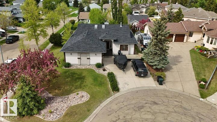 Property Photo:  7 Fieldstone Cove  AB T7X 3C1 