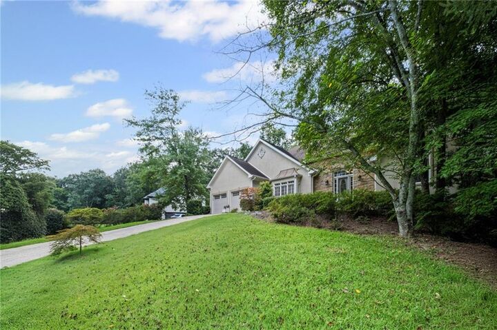 Property Photo:  1820 Azalea Springs Trail  GA 30075