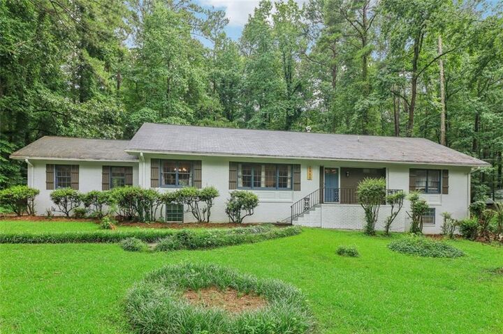 Property Photo:  2950 Duke Of Gloucester  GA 30344 