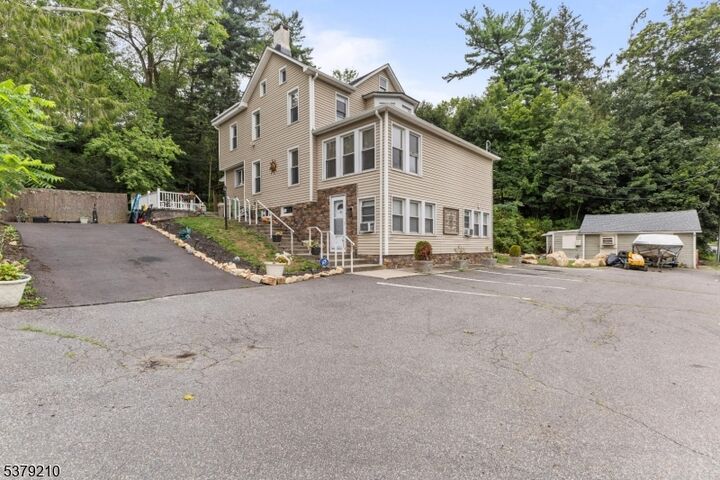Property Photo: 2115 State Route 31 NJ 08826