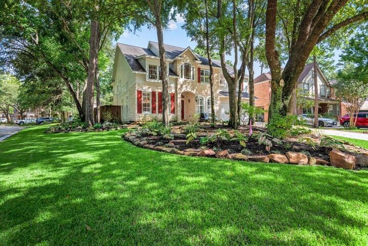 Property Photo:  150 W Sundance Circle  TX 77382 