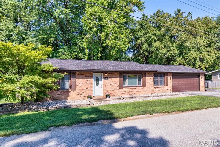 Property Photo: 18 Dale Drive MO 63303