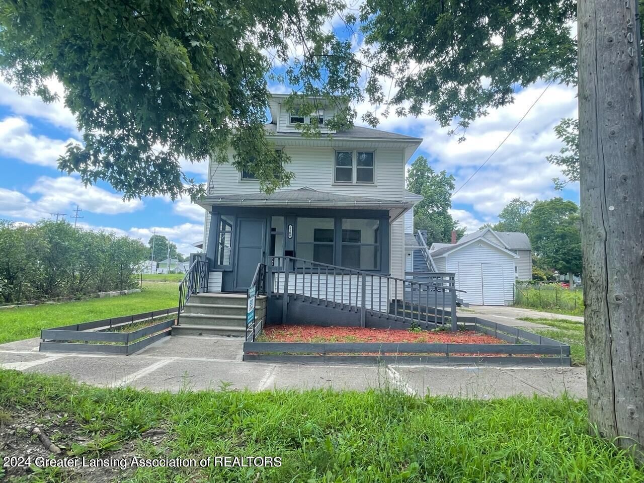 Property Photo: