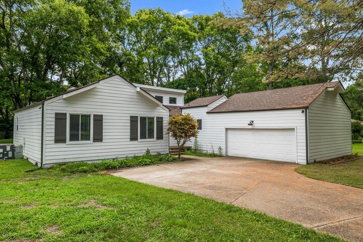 Property Photo: 612 Mt Pisgah Ct TN 37211