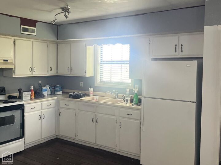 Property Photo:  808 Smith Avenue  AR 72472 