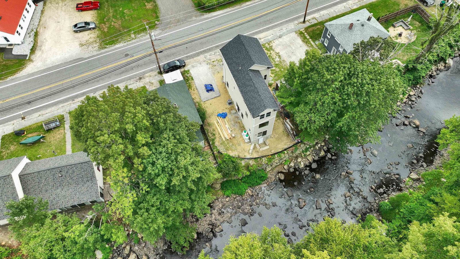 Property Photo: 27 Island Street NH 03086