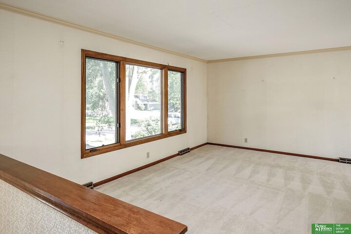 Property Photo: 4829 N 114 Street NE 68164