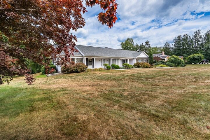 Property Photo:  190 Nanaquaket Rd  MA 02787 